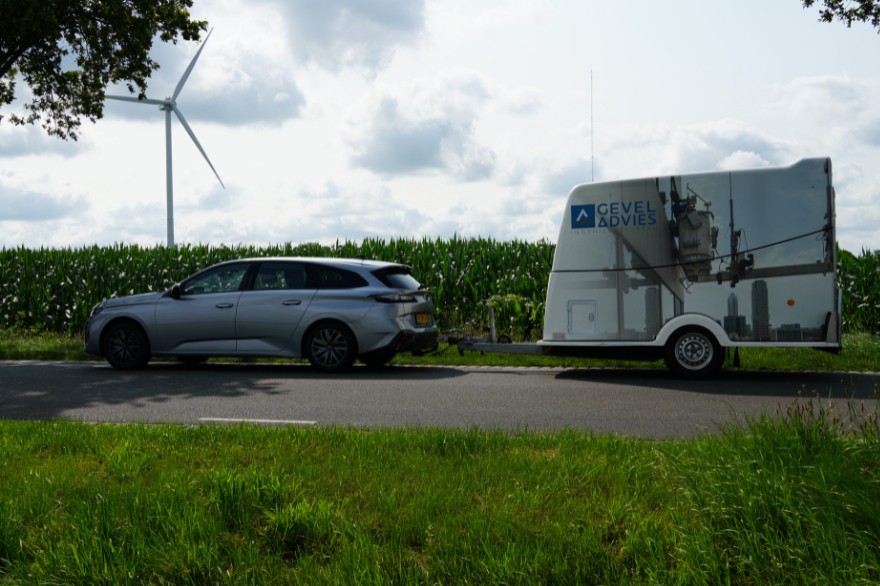 Van A naar B in stijl: De nieuwe testkar van GevelAdvies!